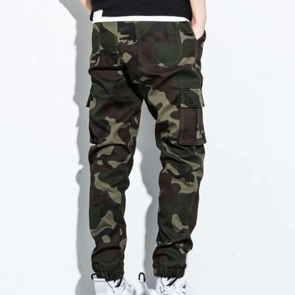 Men’s Camo Flap Pocket Cargo Pants *NEW* - Picture 2 of 7